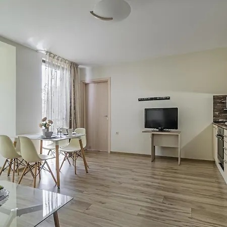 Apartment Garden Palace Varna